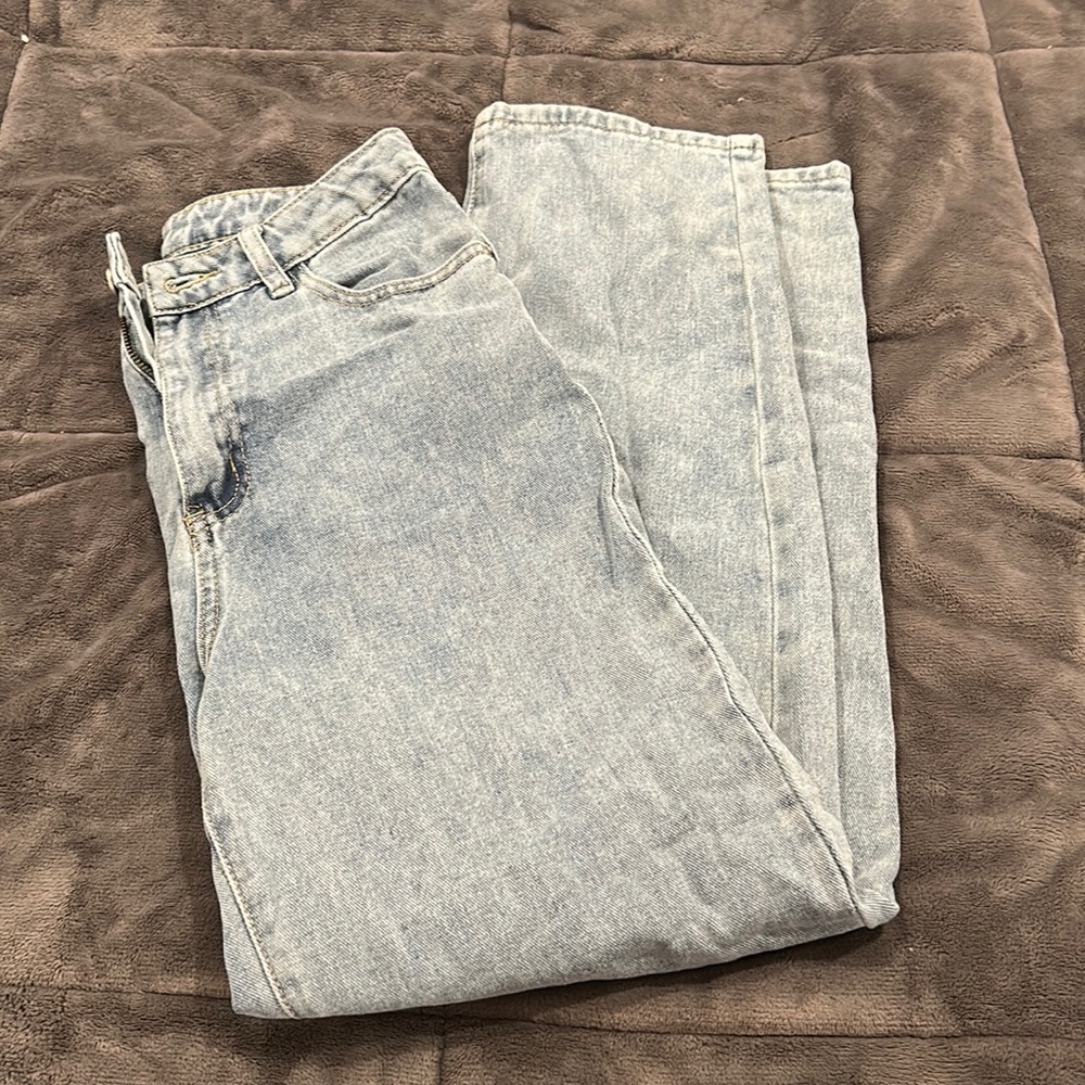 wide legged designed jeans